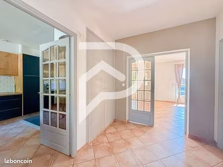 maison 6 pièces 142 m²