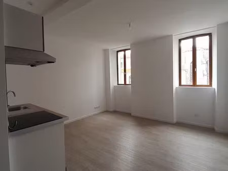 studio 1 pièce 26 m²