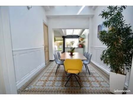 lille vauban- belle maison 5 chambres - 3 salles d’eau / wc super état