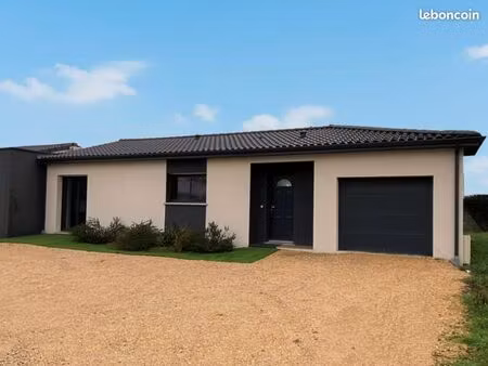 maison 4 pièces 95 m²