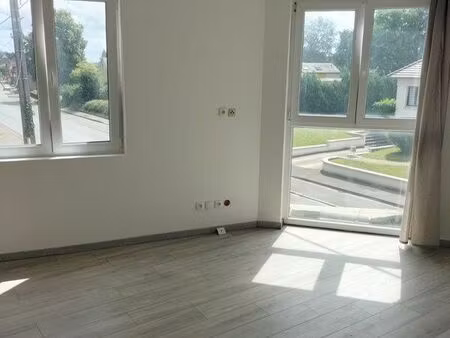 loue f2 à eppeville - 45m2 - 1er étage