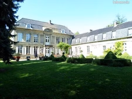 immeuble 30 pièces 1 270 m²