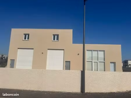 local de stockage ou bureaux