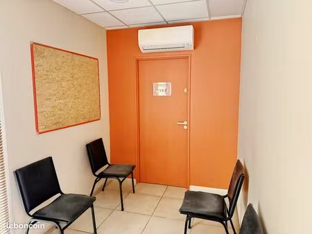 bureau/cabinet à louer dans une maison de santé