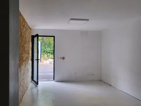 local 26 m² proche centre ville