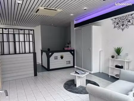 local commercial 35m² à louer