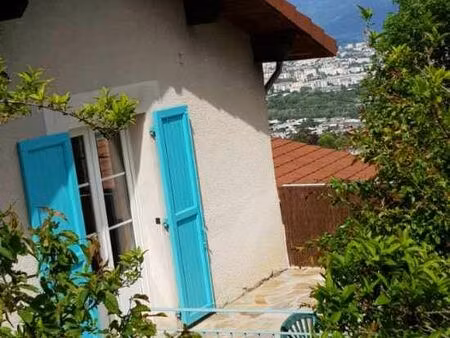 t2 meublé 43m² + terrasse - seyssins