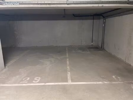 place de parking 2nd sous-sol  sécurisée par double portail et vidéosurveillance hellemmes
