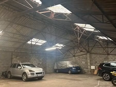 place de parking voiture