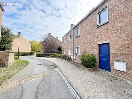 maison 4 pièces 93 m²