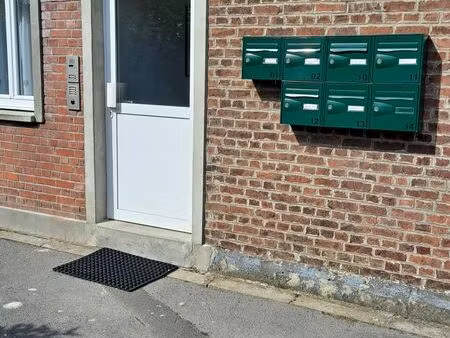 a louer t2 mezzanine-camphin-en-carembault-25m2