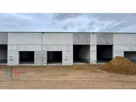480 m² de nouvelle construction  unité pme à louer le lon...