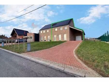 maison trois chambres avec jardin