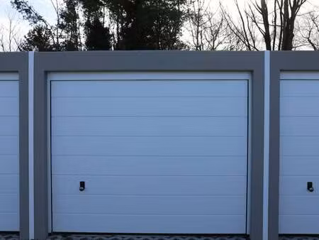 garage à louer à ruddervoorde € 85 (lj4wx) - caenen - kantoor oostkamp | zimmo