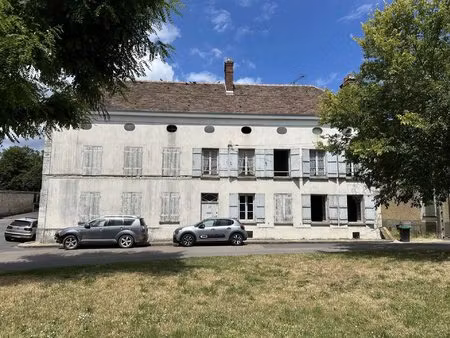 corps de ferme de caractère à rénover
