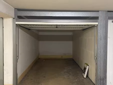 vente parking 12.25 m² à levallois-perret (92300)  40 000 €