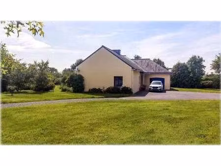 vente maison à lesneven (29260) : à vendre / 162m² lesneven