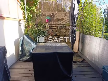 maison de village une chambre et terrasse