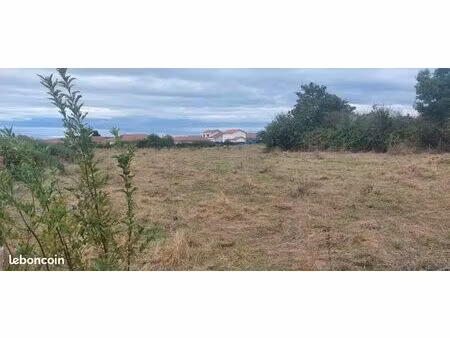 terrain 425 m² brezins