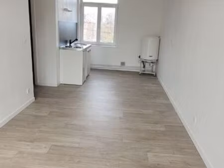 studio rénové de 25m²