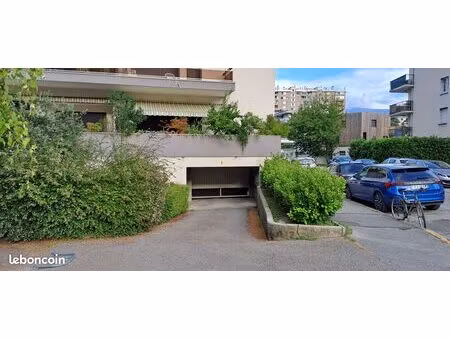 a louer box ile verte