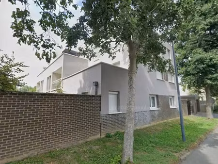 location appartement 4 pièces 84 m² à villeneuve-d'ascq (59491)  1 190 €