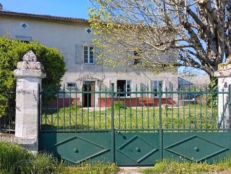 vente maison piscine à salles-lavalette (16190) : à vendre piscine / 170m² salles-lavalett