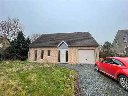 maison 2 chambres avec bureau et dressing - 1350€ + entreti