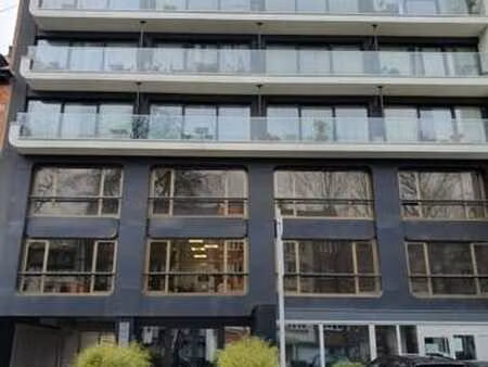 uccle : bureaux de standing de +/- 150 m²