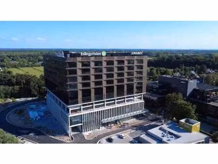 bureaux à louer en face de la tour kbc à sint-denijs-westre