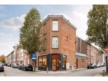 commerce - rez-de-chausée