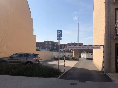 garage à louer à de panne € 1.260 (k9z33) - vevas | zimmo