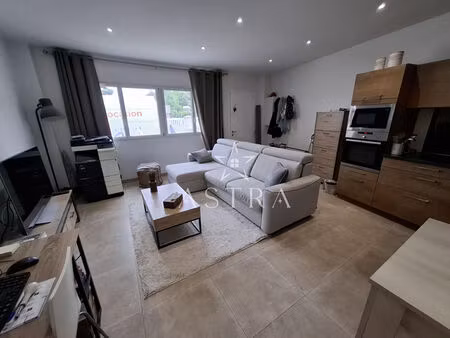 maison de ville 6 pièces excellent état - 117 m²