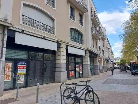 local commercial à vendre