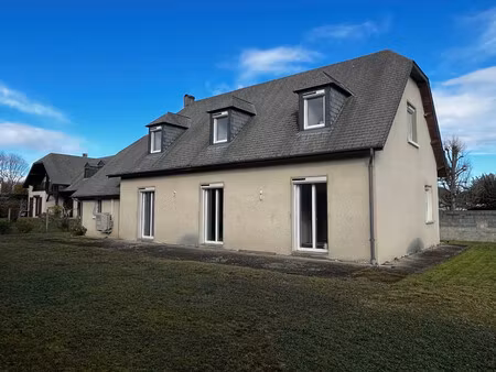 maison à louer odos