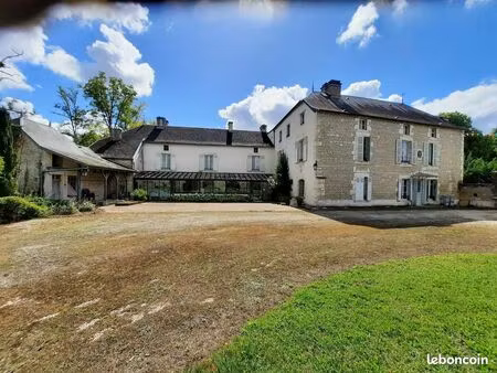 propriete de caractere les riceys