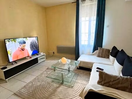 loue appt t3 hyper centre de segré  libre de suite