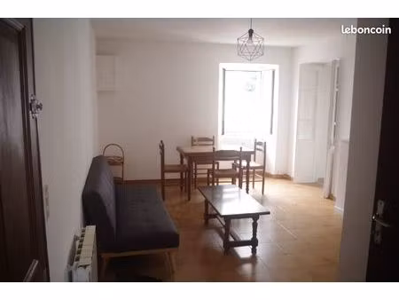 location t2 meublé venaco