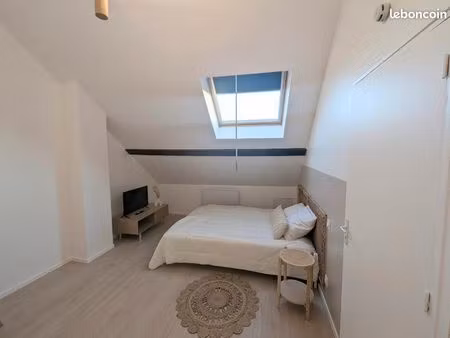 joli studio 25m2 tout équipé proche frontière