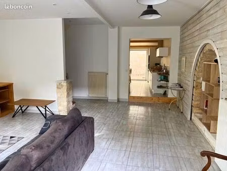 maison avec jardinet