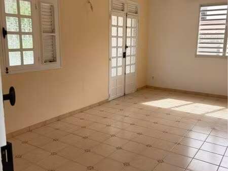 louer haut de villa t4  lumineux