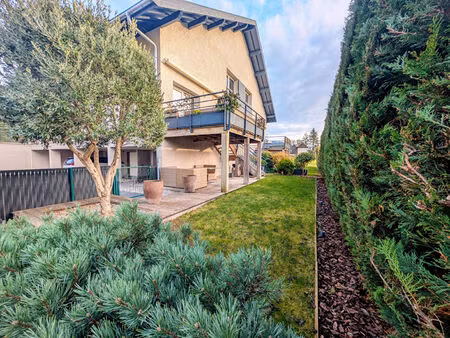 à brison-saint-innocent duplex t4 avec terrasse et jardin privatif