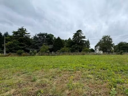 terrain constructible - 593m2