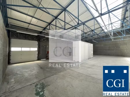 local d'activite a louer