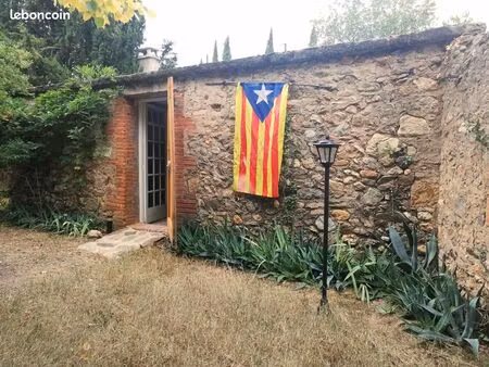 terrain nc avec 2 casots cadastrés près thuir