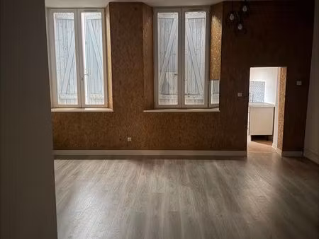 appartement f3 74m2 rdc avec terrasse