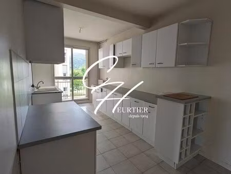 appartement 5 pièces 91 m²