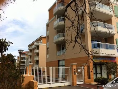 loue box/garage fermé