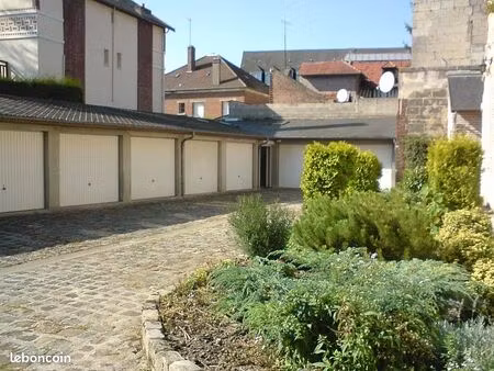 box pour garage ou stockage en centre ville noyon