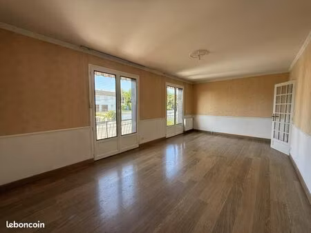 maison 6 pièces 126 m²